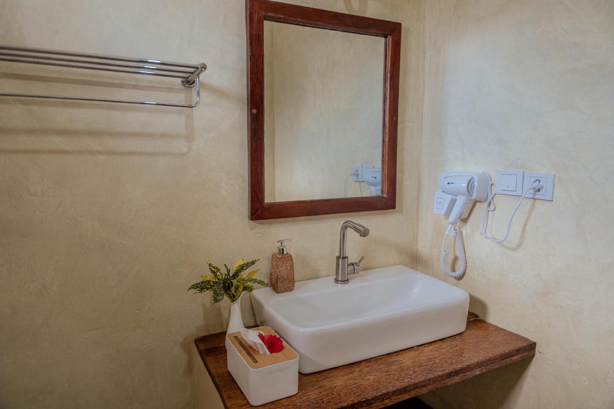 Juana Ocean Villas Makunduchi ภายนอก รูปภาพ